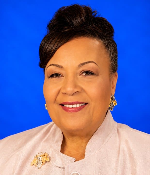 Gail Glapion, Board President