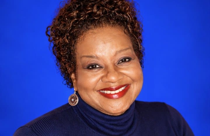 Gwen Foxworth, Lead Actress